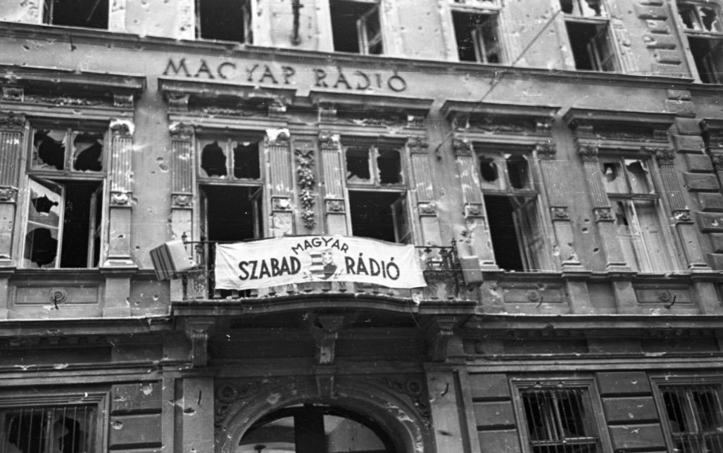 A Magyar Rádió ötvenhatban / Forrás: Fortepan.hu, Nagy Gyula