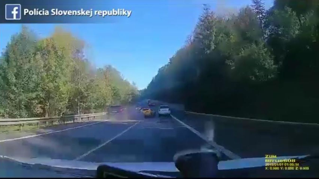 Versenyeztek az úton, ártatlan autós halt bele az ütközésbe (sokkoló videó!)