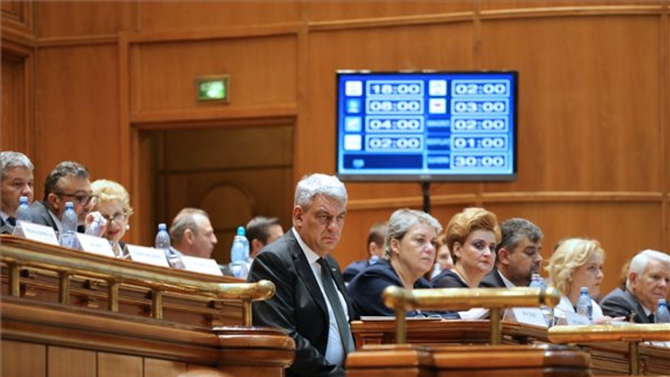 Mihai Tudose kormánya kapott bizalmat Romániában