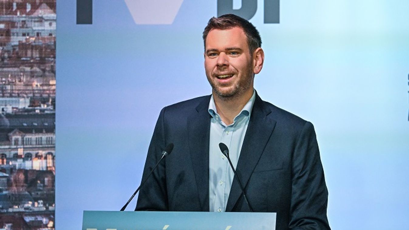 Vitézy: Karácsonyt minden eddiginél szorosabb pórázra kötötte a Demokratikus Koalíció