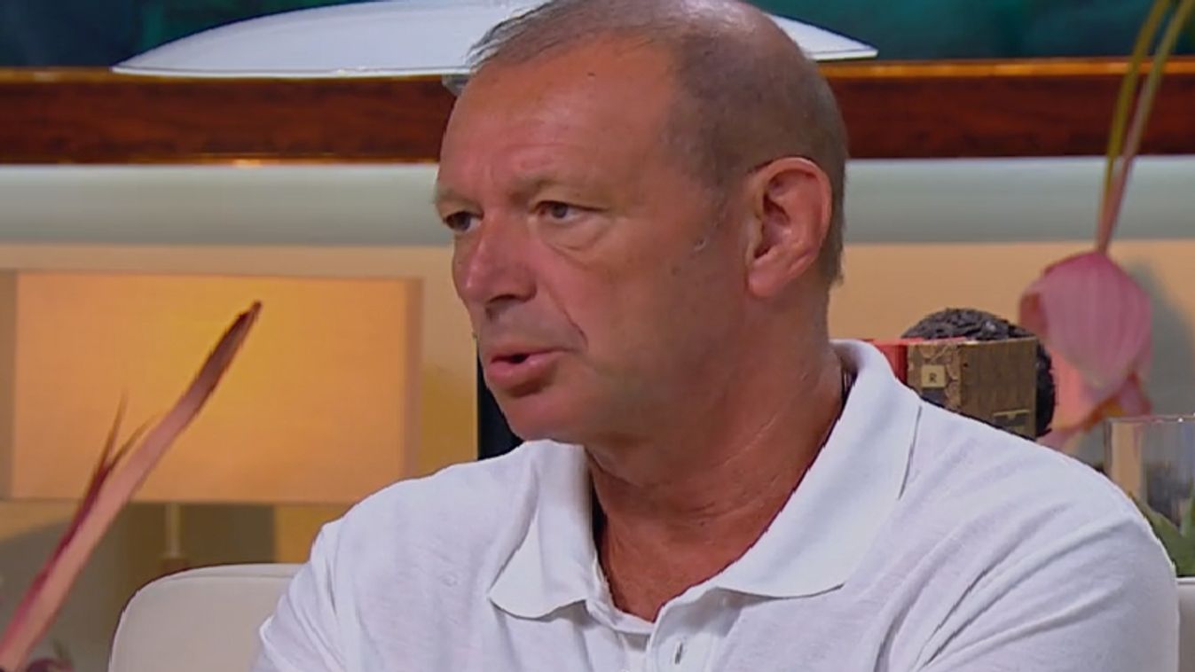 Buszbaleset az M7-esen – Drámai részletekről számolt be Győrfi Pál