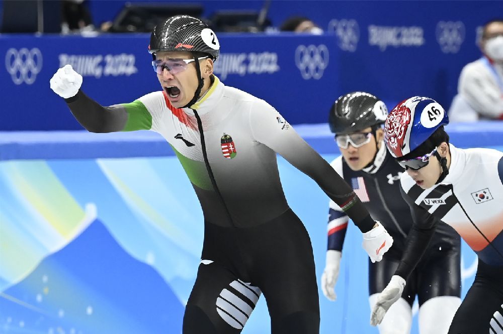 Most ugyan elvették az aranyat Liu Shaolin Sándortól, de aligha kérdéses: lesz még oka örülni klasszisunknak! Fotó: MTI