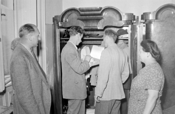 A kép illusztráció. Házkutatás, fotó: Magyar Rendőr: /Forrás: Magyarrendor.osaarchivum.org