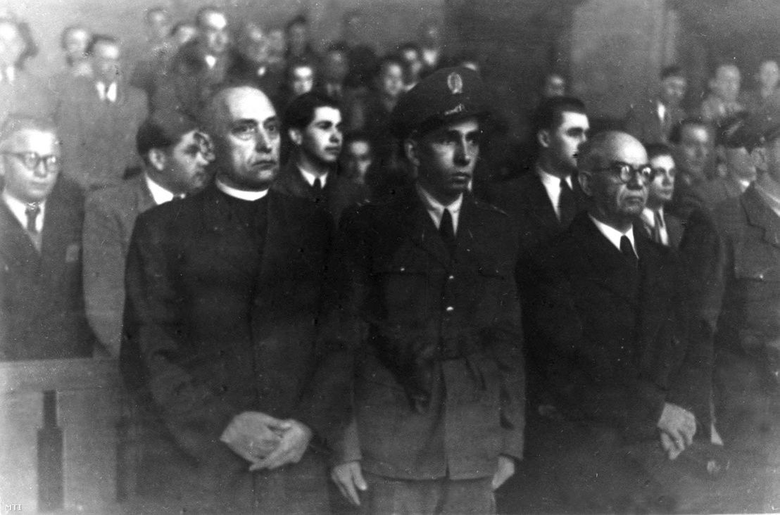 Mindszenty a bíróság előtt / Fotó: MTI