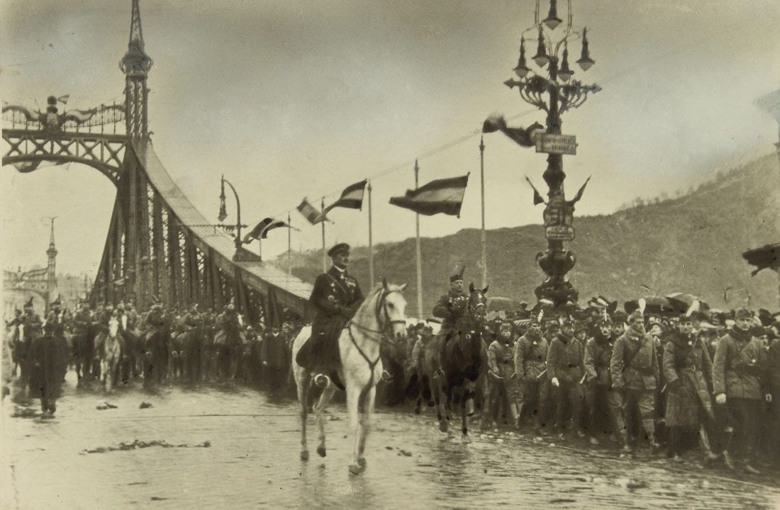 Horthy Miklósék bevonulása Budapestre / Fotó: Budapest.org