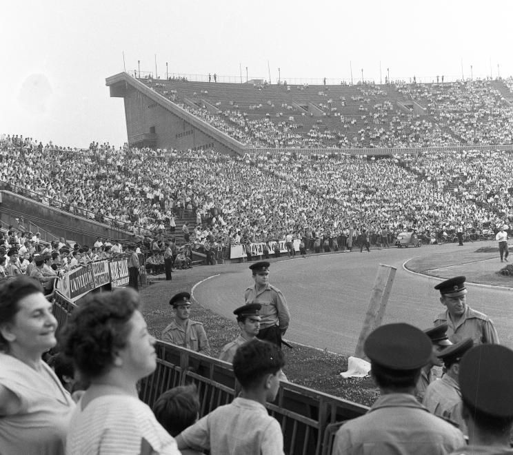 Éberen figyeltek, Fradi-SZEAC, 1963 / Fotó: Fortepan.hu