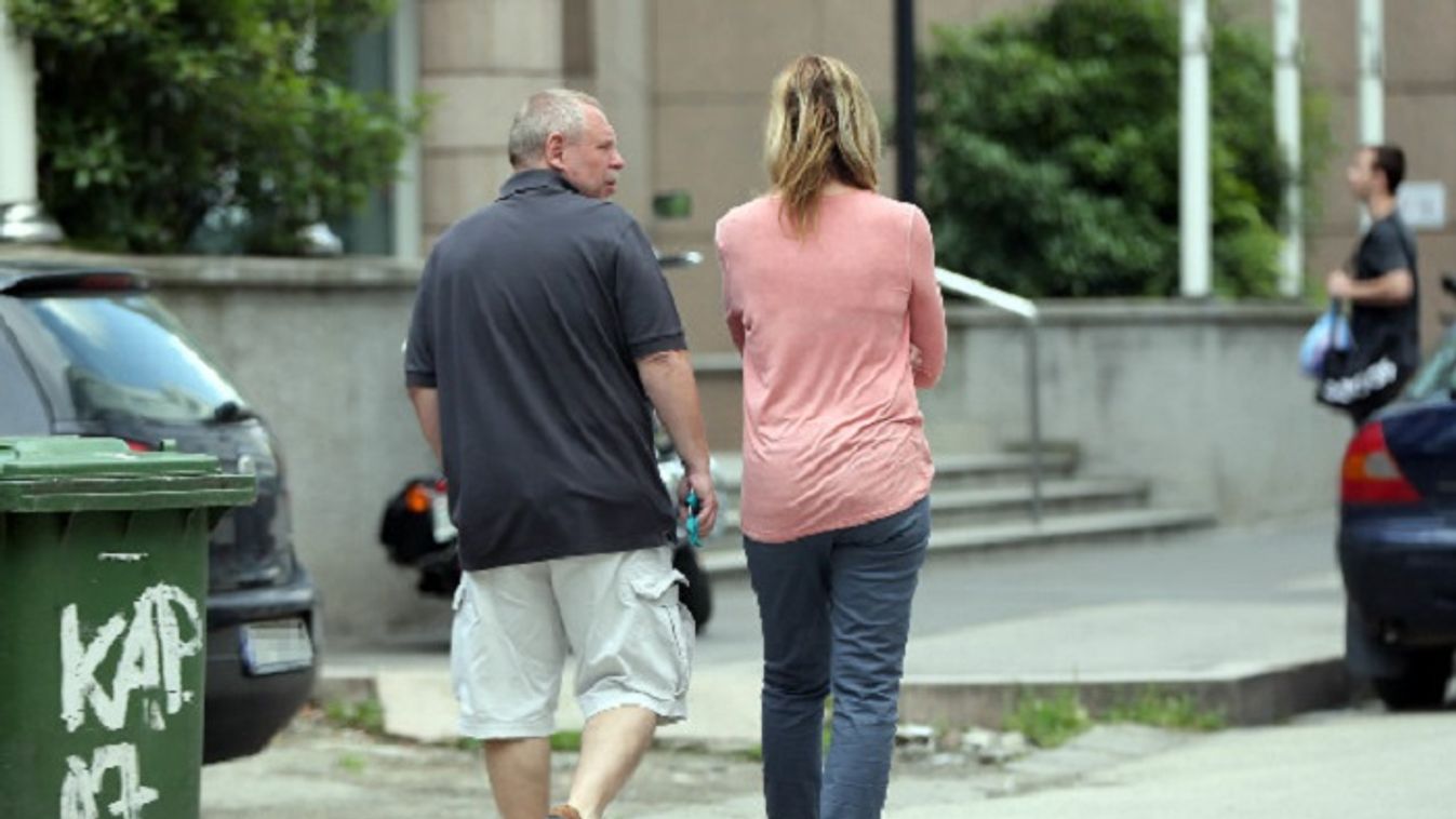 Paparazzi fotókat közölt a Ripost Spéder Zoltánról