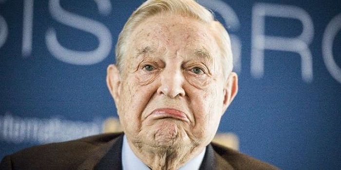 Soros György magyarellenes javaslatokkal állt az unió színpadára. Fotó: amazonaws.com