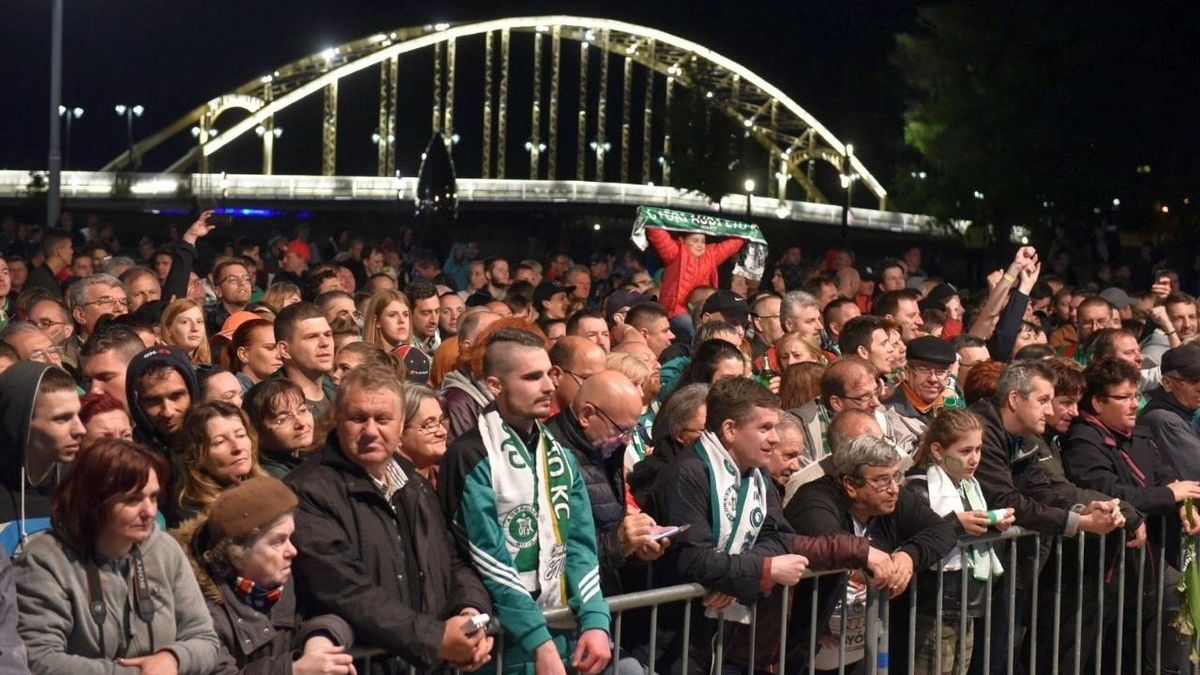Ünneplés Győrben / Fotó: Kisalfold.hu
