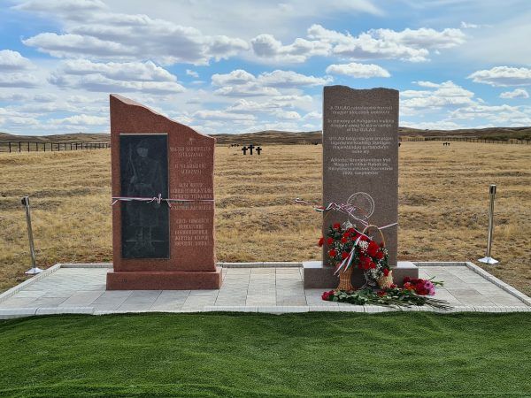 A SZORAKÉSZ által felállított kazahsztáni GULAG-emlékművek egyike. Fotó: Géher Ferenc