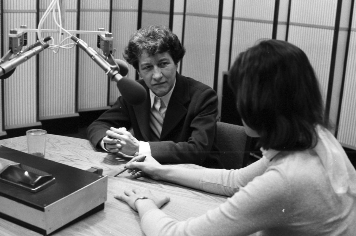 Galgóczi Erzsébet a Rádióban / Fotó: Fortepan.hu, ad.: Szalay Zoltán