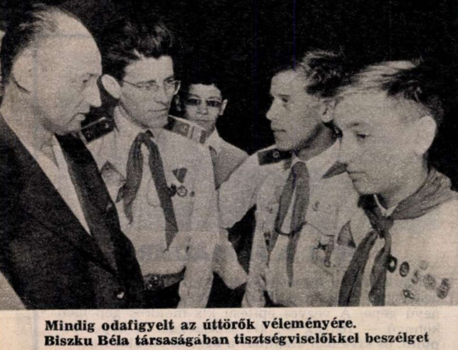 Nádor elvtárs Biszku mellett / Forrás: Pajtás, 1986, Arcanum.hu