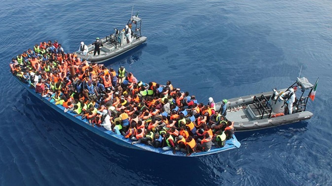 Mintegy 900 ázsiai és afrikai bevándorlót fordított vissza a parti őrség Líbiába