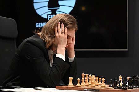 Rapport Richárd sakk-nagymester országot váltott és a minap már asztalhoz is ült Románia színeiben..<br /> Fotó: MTI/EPA/EFE/Fernando Villar