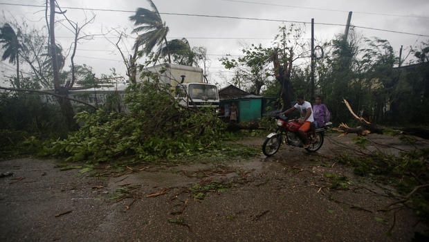 2016-10-04t213227z-1670786558-s1beufcjahab-rtrmadp-3-storm-matthew