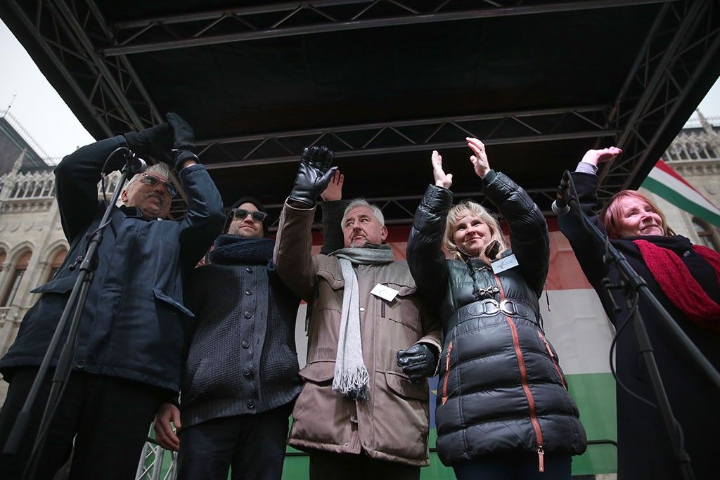 Modern Magyagyarország Mozgalom hívei a jogállamért tüntettek 2016.01.24. foto:Horváth Péter Gyula