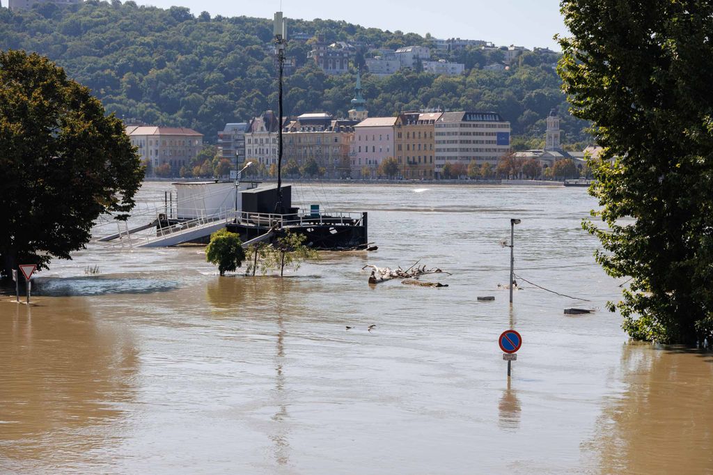 20240921 -- Tetőzik a Duna áradása Budapesten // fotó: Hatlaczki Balázs