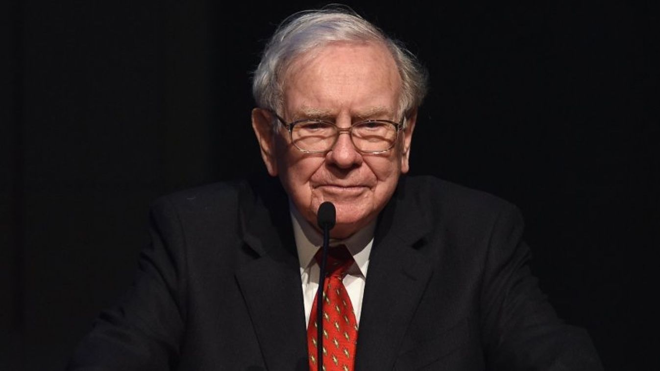 Több, mint egymilliárd forintot fizet egy Warren Buffett-tel elköltött ebédért egy licitáló