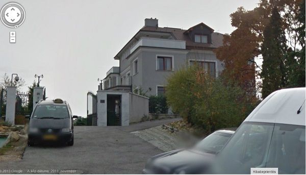 Portikék II. kerületi, Ferenchegyi út 24. szám alatti villája került a Gyárfás család tulajdonába Fotó: Googlemaps.com