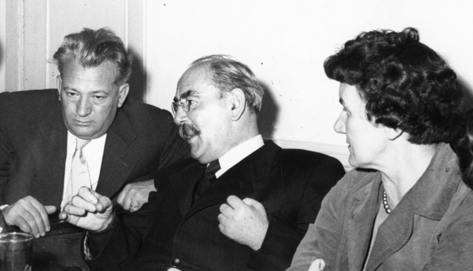 Kommunisták 56-ban: Darvas József, Nagy Imre és Rajk Lászlóné / Forrás: Fortepan.hu, ad.:Jánosi Katalin