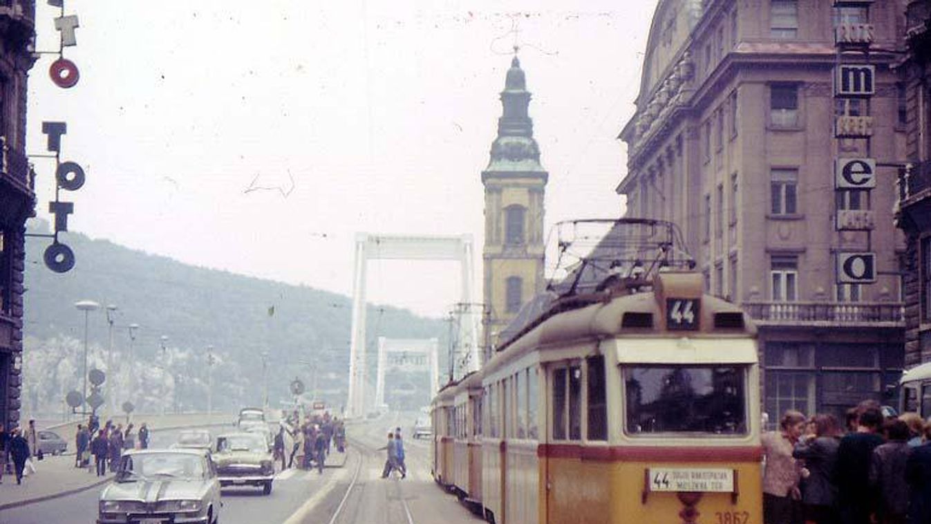 Megértünk rá, hogy magunk válogathassuk meg a zajt, amiben élünk (Pesti Mese)