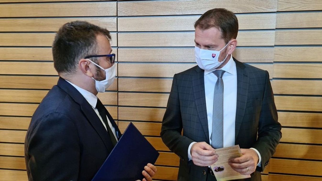 Már azért is kapaszkodnia kell az MKP-nak, hogy ott lehessen a magyar–szlovák asztalnál
