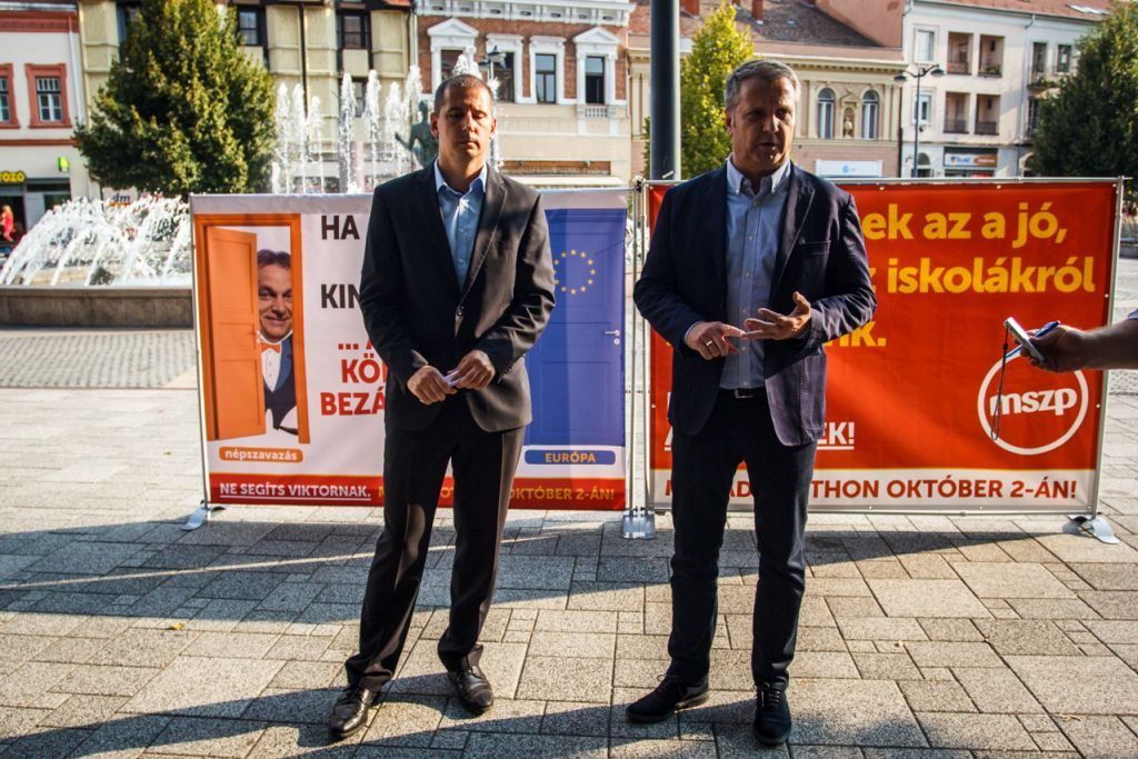 A baloldali ellenzék azzal érvel, hogy már nem él a kvótajavaslat, csak azt hallgatja el, hogy egy sokkal durvább javaslat van helyette. (kép: mszp.hu)