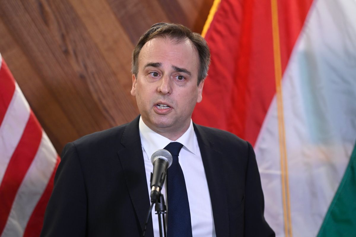 Pressman most sem akarja elengedni a magyargyűlöletet.