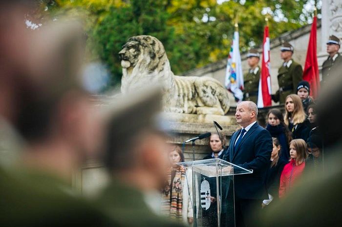 Aradi vértanúk - Megemlékezés a Batthyány-mauzóleumnál a Fiumei úti Nemzeti Sírkertben Fotó: Horváth Péter Gyula