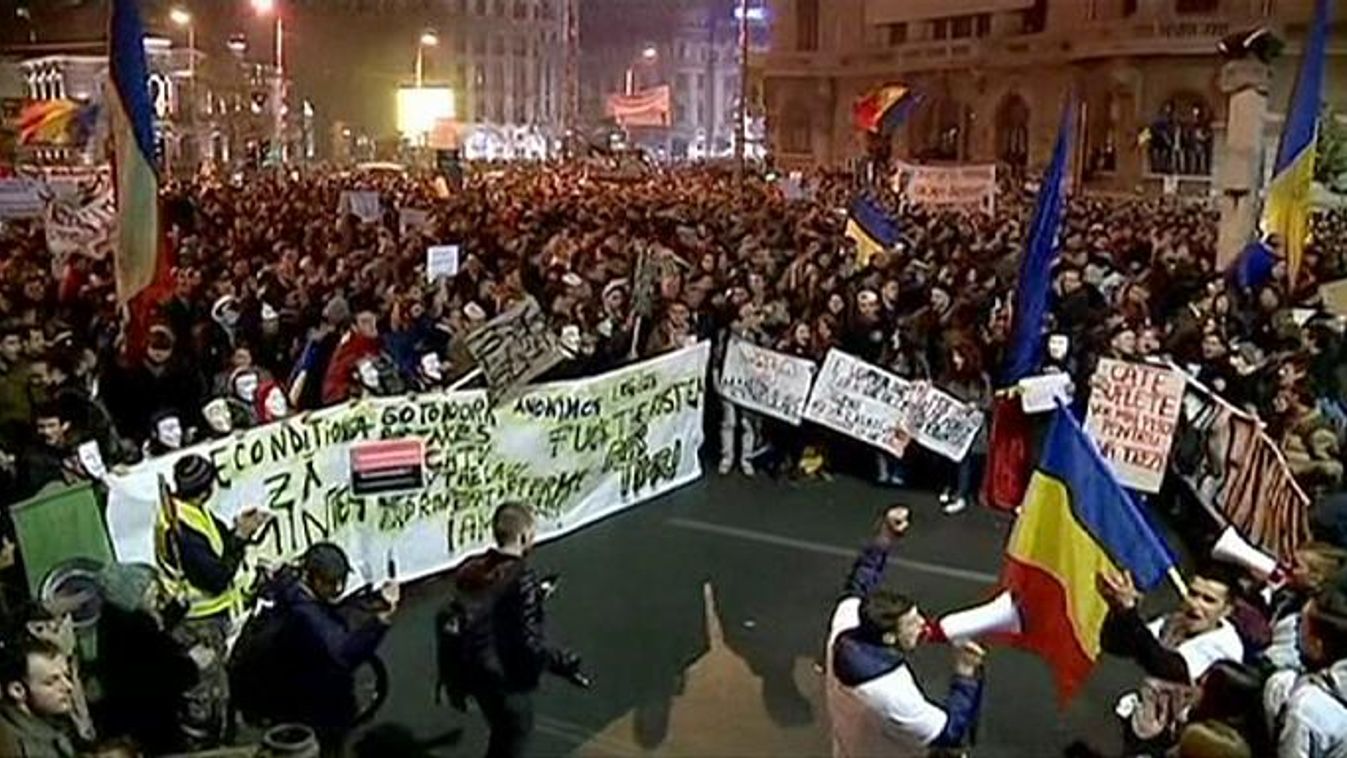 A szociálliberális kormány legújabb dobása nem tetszik a románoknak, tüntetnek országszerte