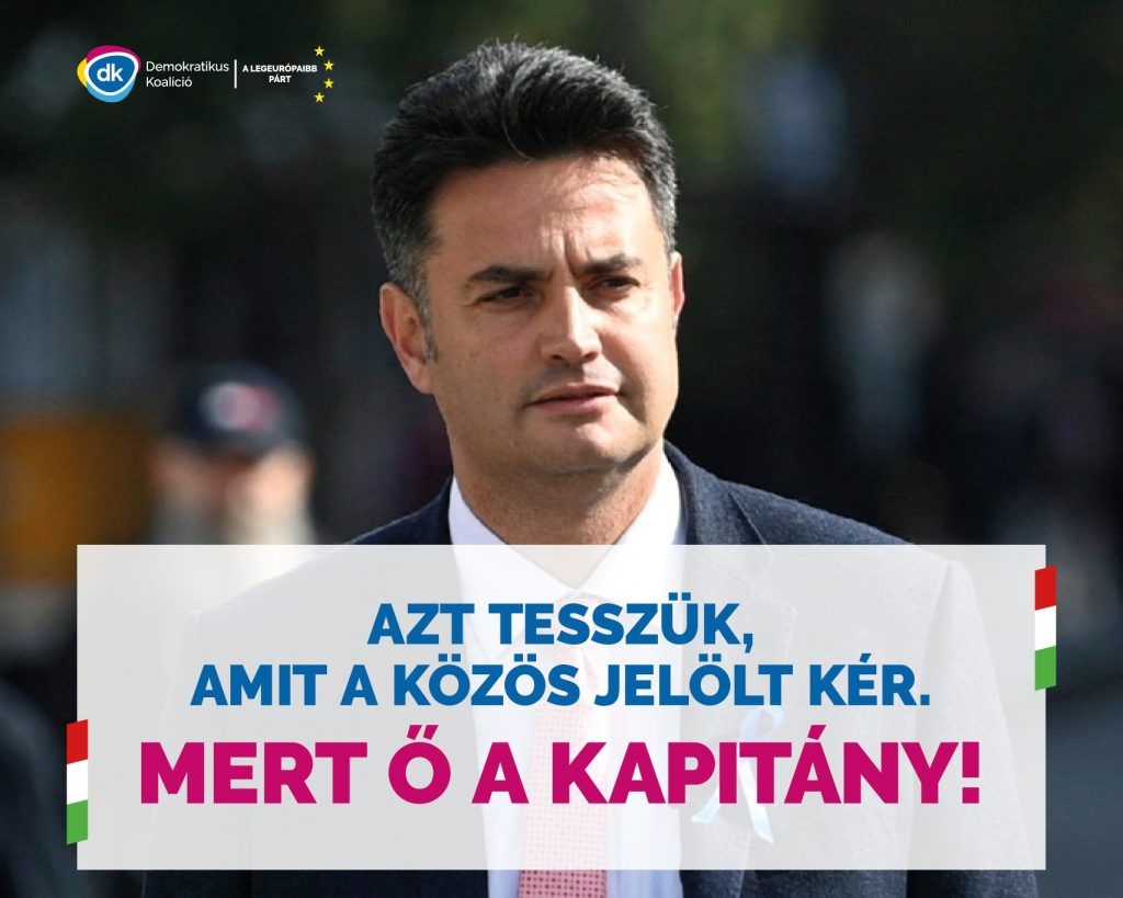 A jobboldallal rokonszenvezőket aberráltaknak, tudatlan falusiaknak és sötétben tartott, trágyával etetett gombáknak tituláló Márki-Zay Péter a DK szerint nem kevesebb, mint az ellenzék kapitánya. Fotó: Facebook/Gyurcsány FerencA jobboldallal rokonszenvezőket aberráltaknak nevező Márki-Zay Péter deklaráltan az ellenzék kapitánya. Fotó: Facebook/Gyurcsány Ferenc