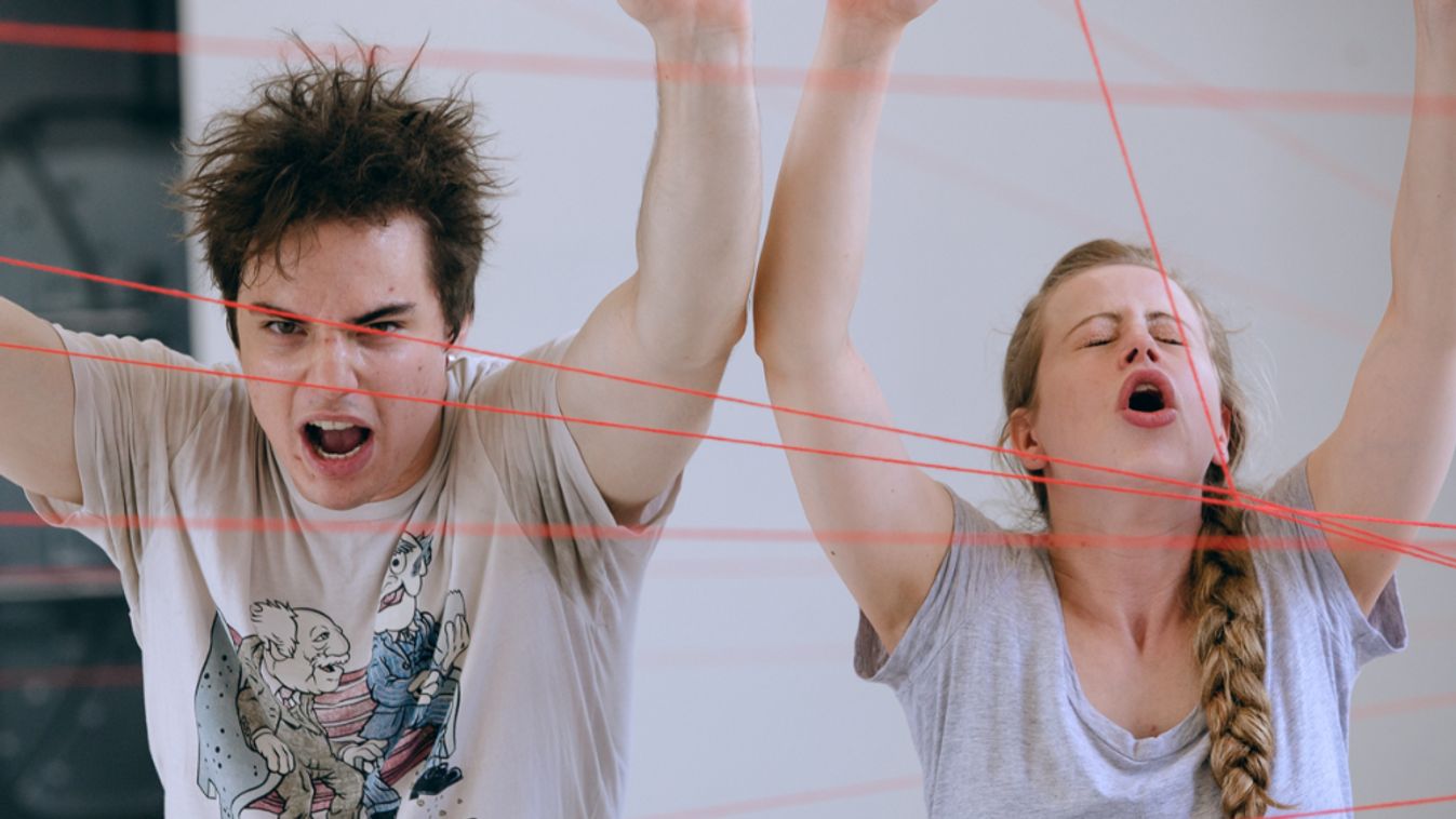 Három nap pokol - A Mi és ők című darabról