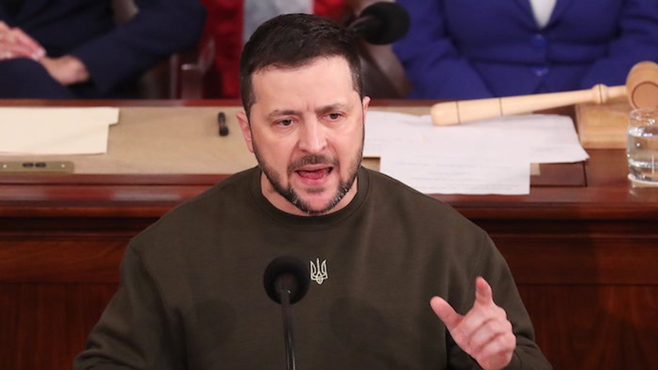 És akkor Zelenszkij elpanaszolta, hogy a Nyugat még mindig nem támogatja eléggé