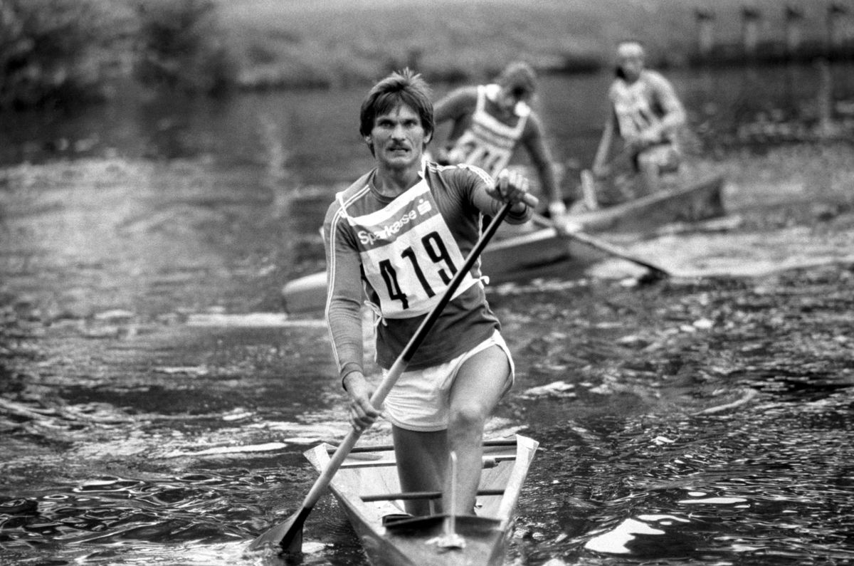 Wichmann Tamás kenus, a C-1 1000 méteres verseny gyõztese a célba érkezés után a XV. Kajak-Kenu Világbajnokságon. 1979 / Fotó: MTI