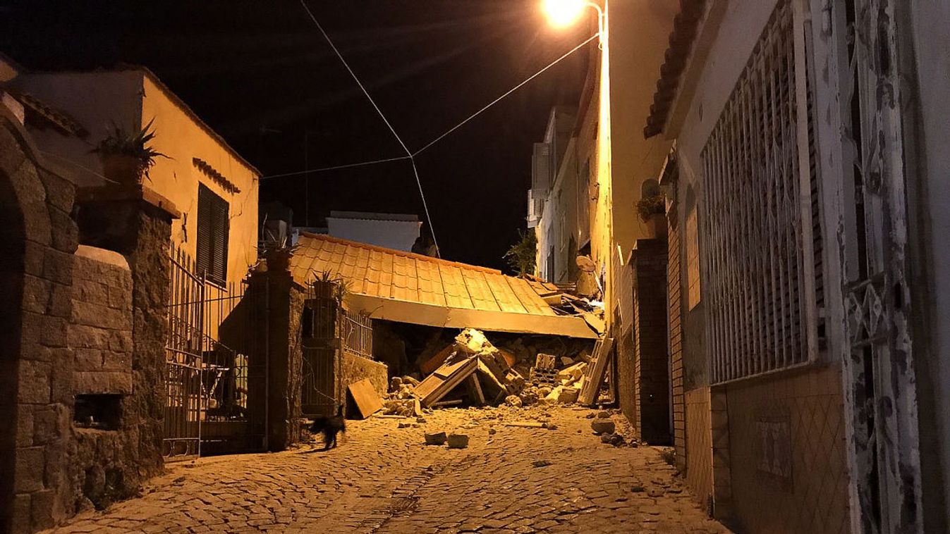Földrengés volt az olaszországi Ischia szigetén, egy ember meghalt