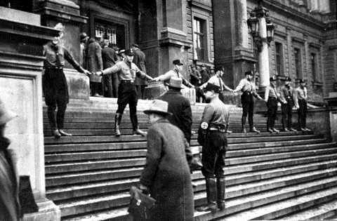 A tudás temploma, a Bécsi Egyetem Hitlerék alatt / Fotó: Fcit.usf.edu