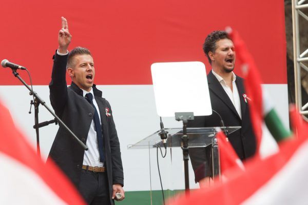 Eddig Nagy Ervin (jobbra) az első fecske, aki vállaltan Magyar Pétert támogatja. Fotó: Hatlaczki Balázs