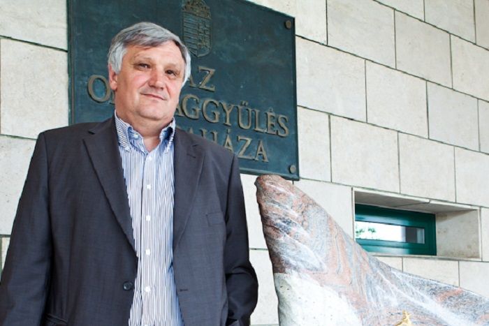 puch valasz.hu
