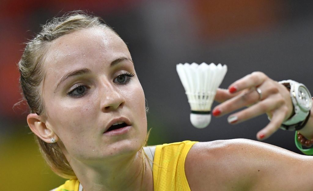 Sárosi Laura a kanadai Michelle Li elleni csoportmérkõzésen (kép: MTI / Illyés Tibor)