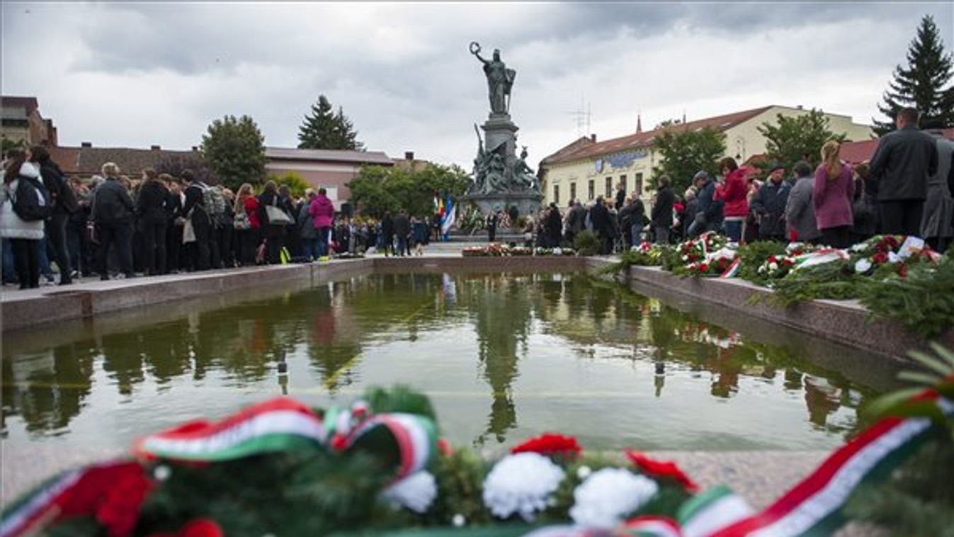 Összefogásra buzdították a magyarokat a nemzeti gyásznapon