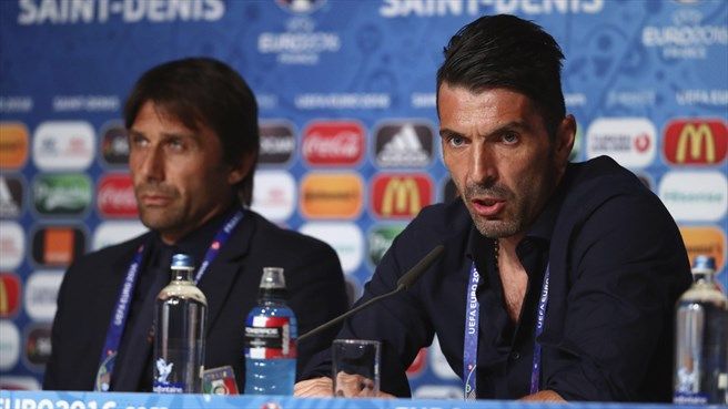 Conte és Buffon / Fotó: UEFA.com