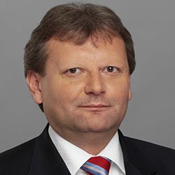 hiller-istván