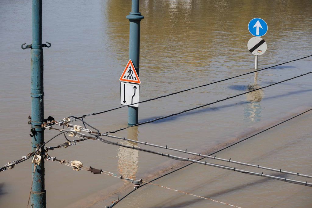 20240921 -- Tetőzik a Duna áradása Budapesten // fotó: Hatlaczki Balázs