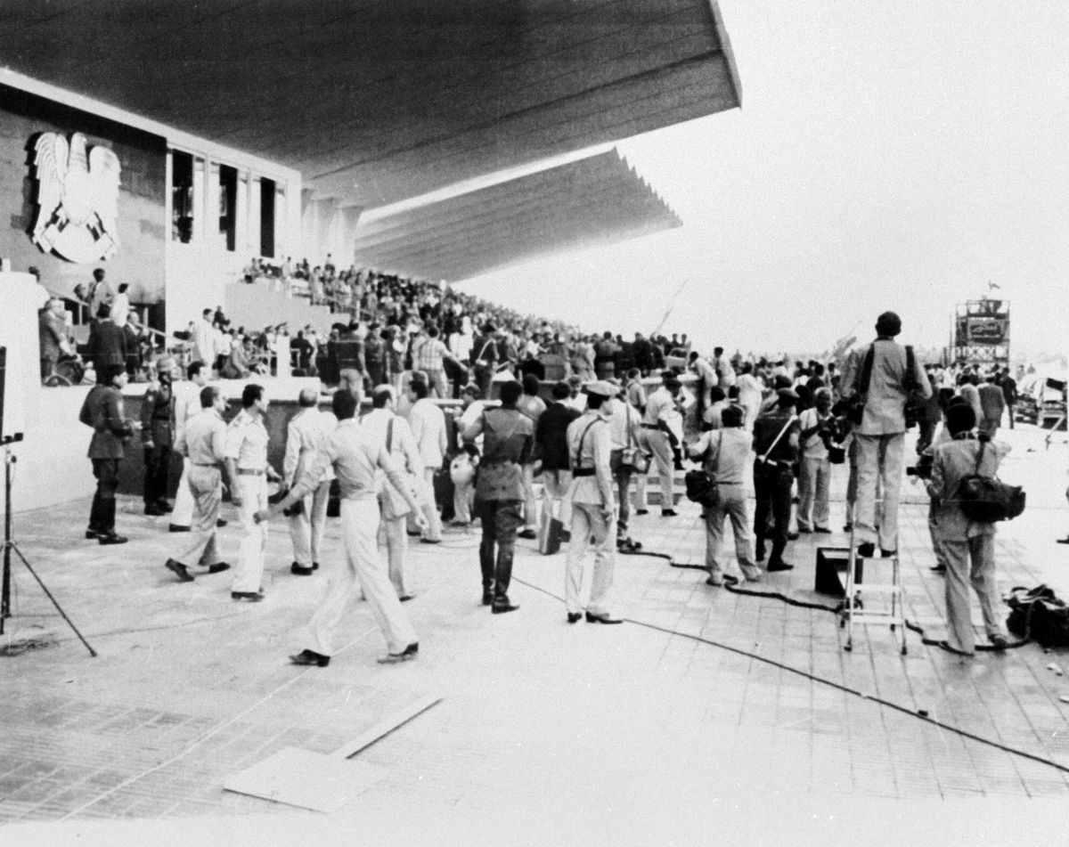 Kairó, 1981. október 6., a merénylet után / Fotó: MTI/UPI