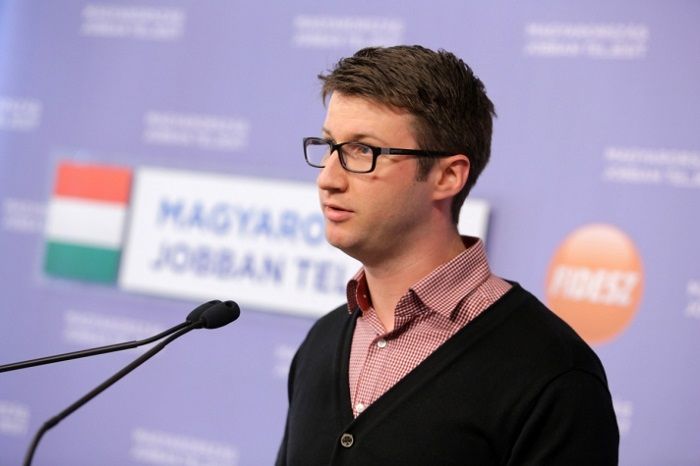 Böröcz László, V. kerületi alpolgármester szerint vicc, amit Juhász művel.