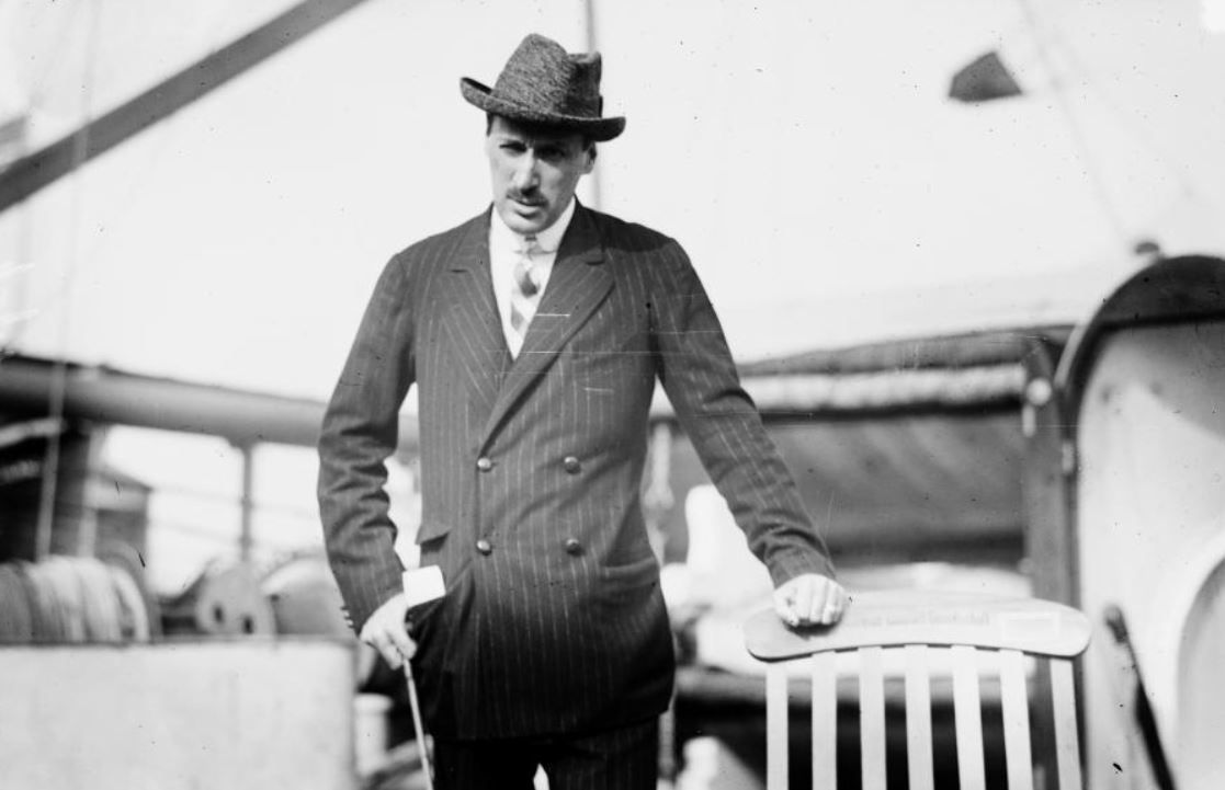 Károlyi Mihály egy hajókiránduláson (1912) / Forrás: Fortepan.hu