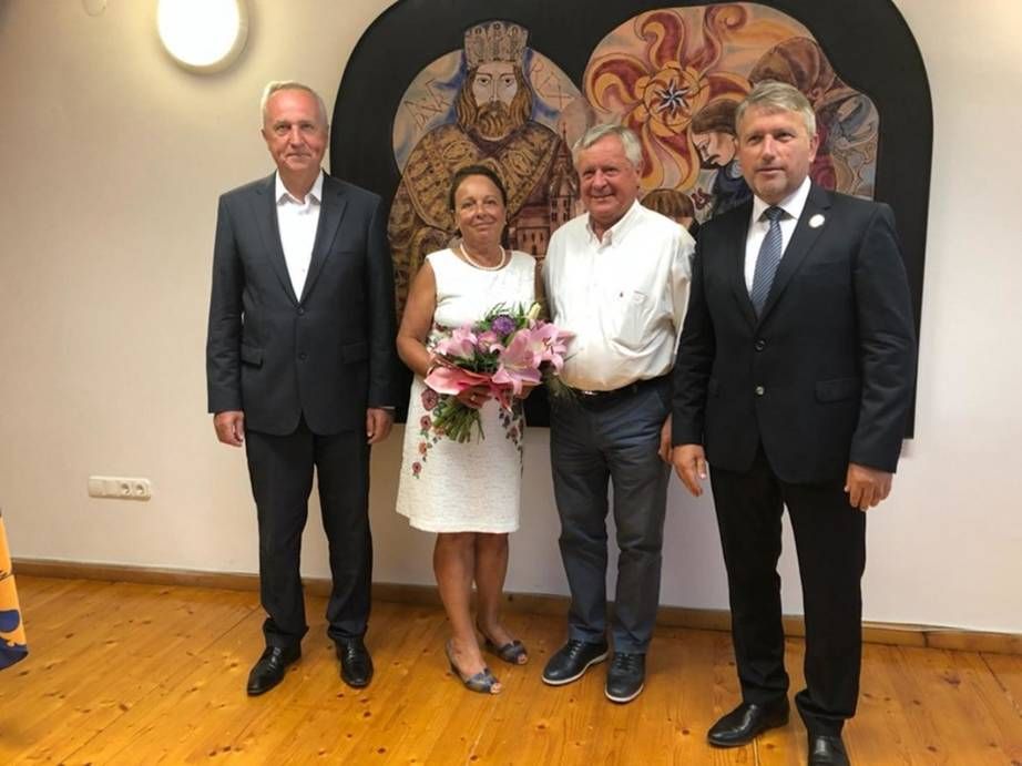 Tóth jobbról a második / Forrás: Tihanyi önkormányzat
