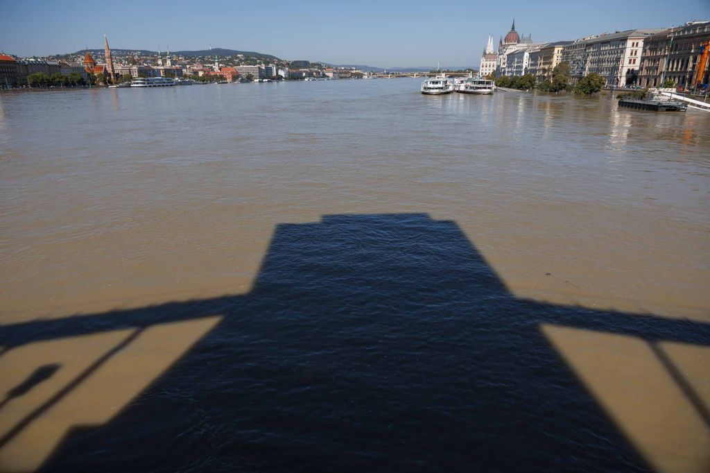 20240921 -- Tetőzik a Duna áradása Budapesten // fotó: Hatlaczki Balázs