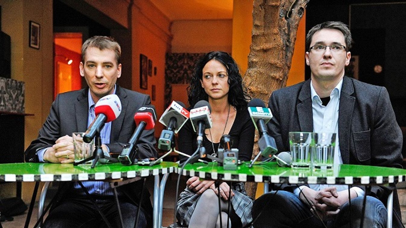 Feljelent PM a migrációs válsághelyzet kihirdetése miatt