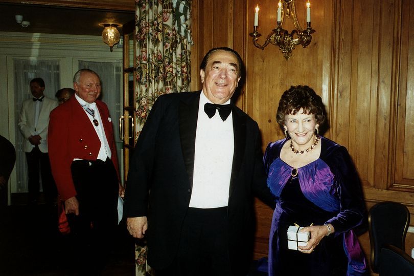 Úriembernek álcázva - Robert Maxwell / Fotó: Mirror.co.uk